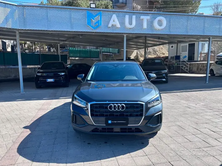 Audi Q2 2023 photo 2