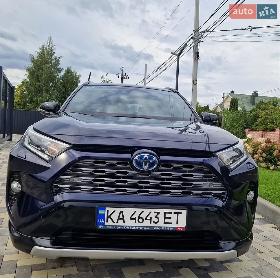 Toyota Rav4 2021 photo 2