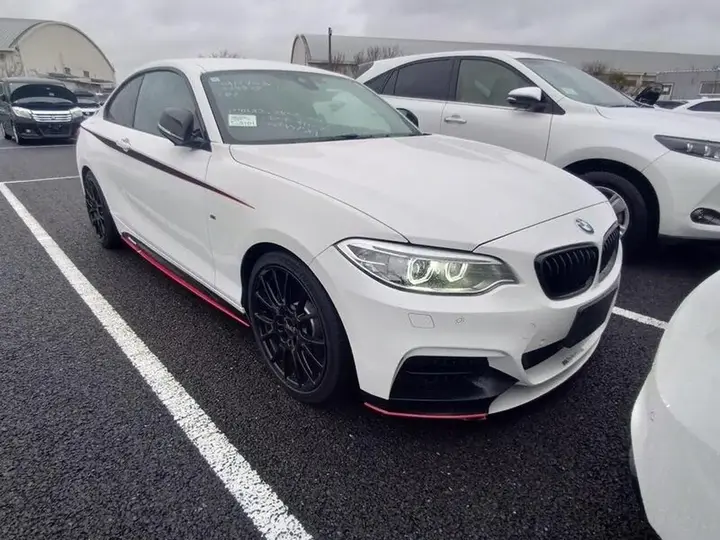 BMW 2 Series 2015 photo 2