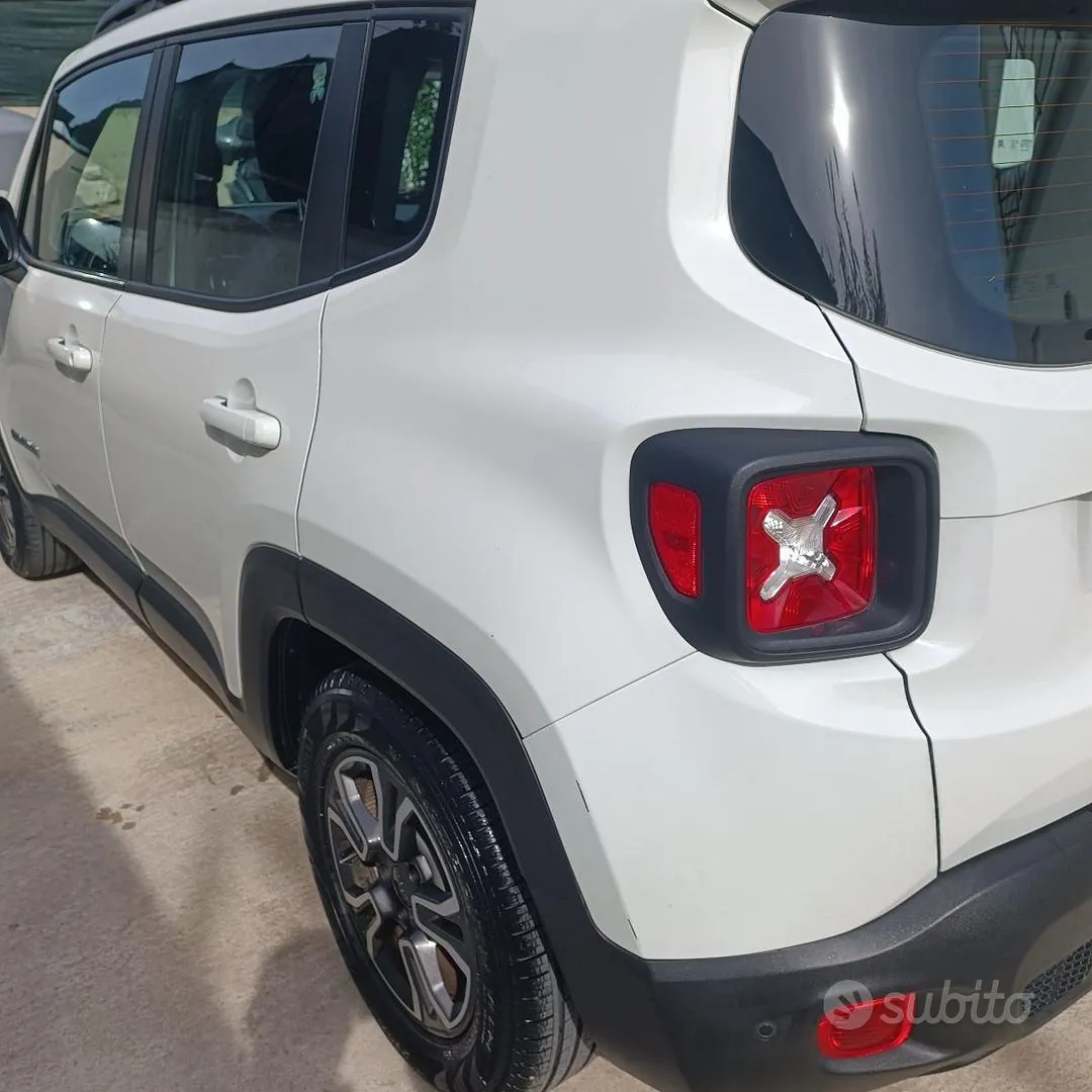 Jeep Renegade 2019 photo 2