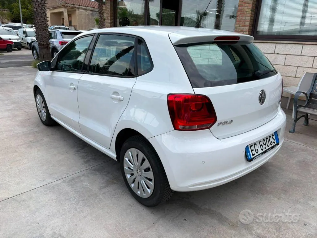 Volkswagen Polo 2011 photo 4