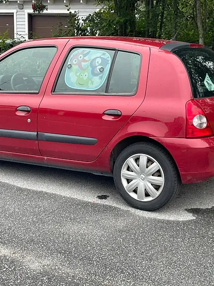 Renault Clio 2009 photo 2