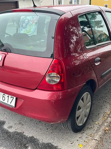 Renault Clio 2009 photo 4