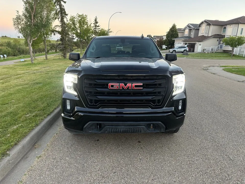 GMC Elevation 2022 photo 2