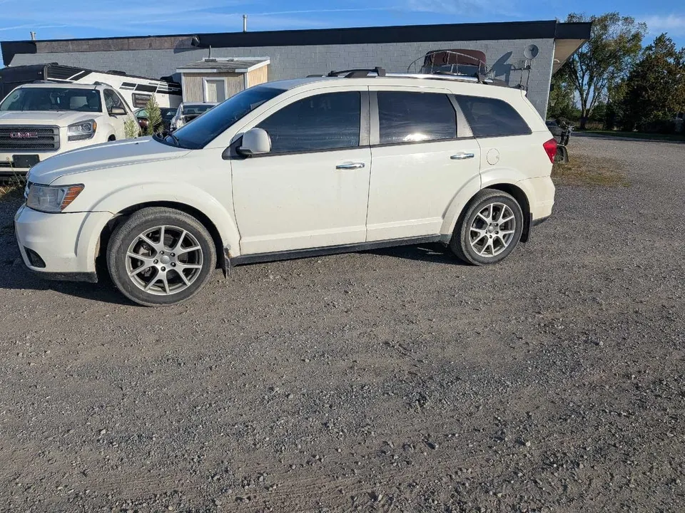 Dodge Journey 2015 photo 2