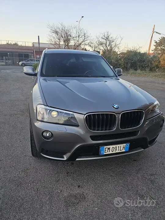 BMW X3 2012 photo 2