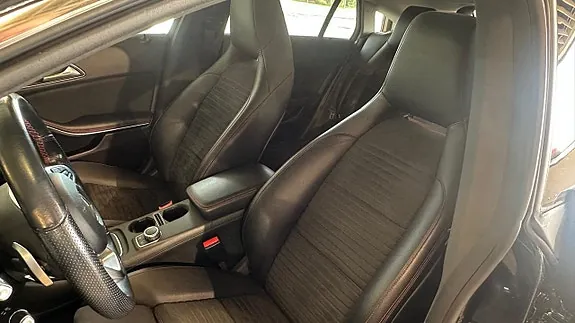 Mercedes-Benz Cla180 2019 photo 4