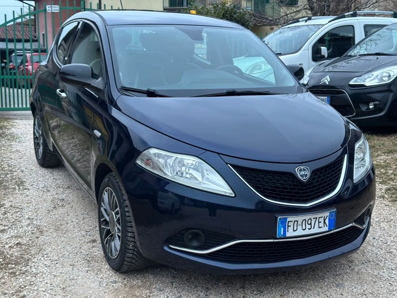 Lancia Ypsilon 2016 photo 3