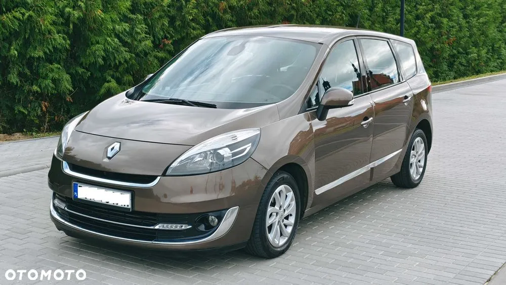 Renault Grand Scenic 2012 photo 2