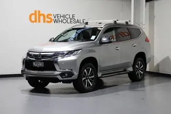 Mitsubishi Pajero Sport 2018 photo 4