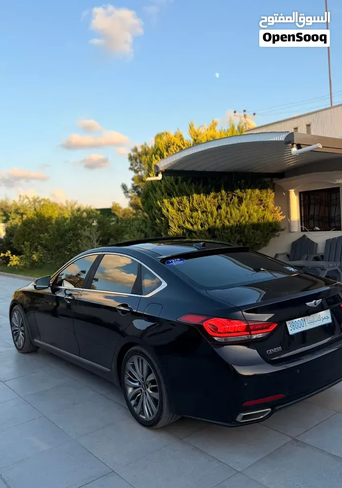 Genesis G80 2016 photo 4
