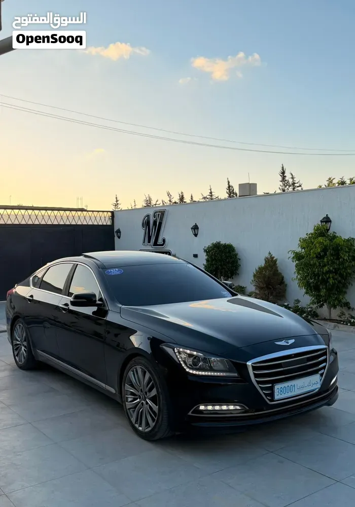 Genesis G80 2016 photo 2