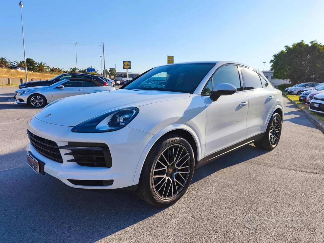 Porsche Cayenne 2019 photo 2