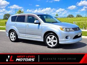 Mitsubishi Outlander 2006 photo 2