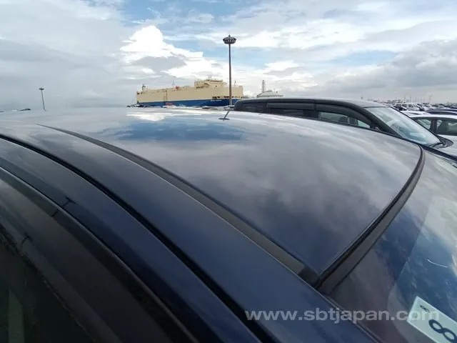 Toyota Isis 2013 photo 5