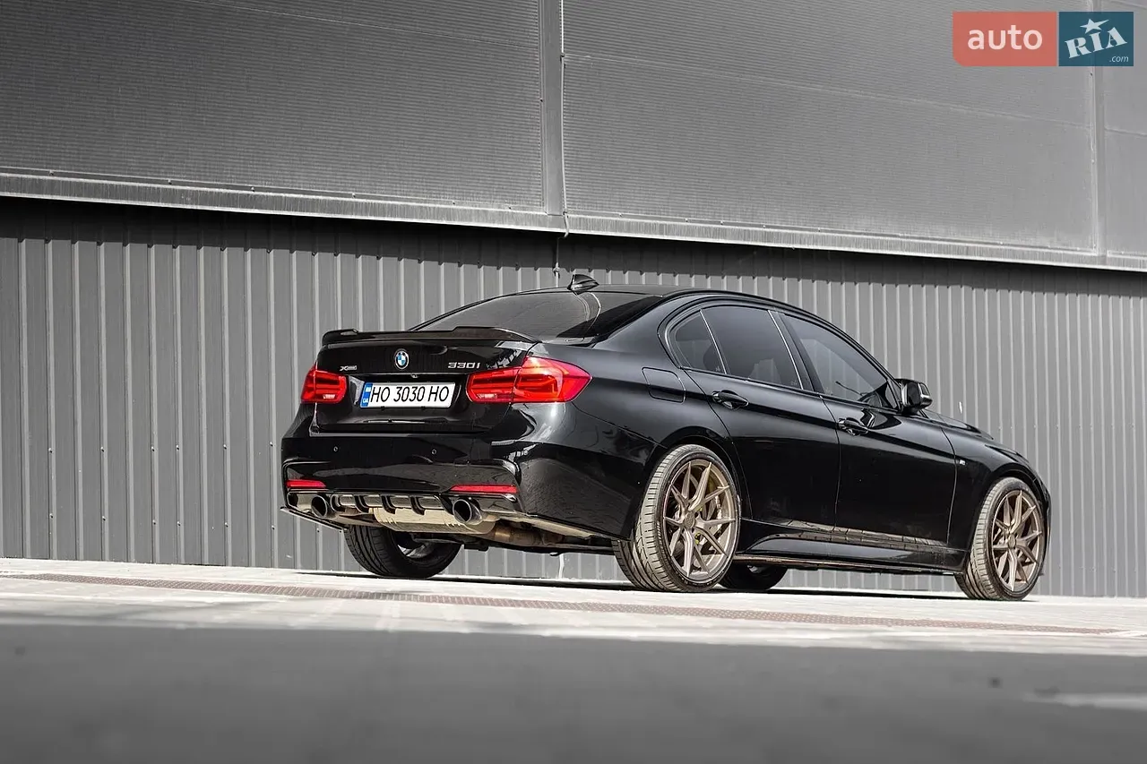 BMW 3 Series 2017 photo 3
