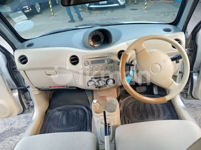 Daihatsu Esse 2010 photo 3