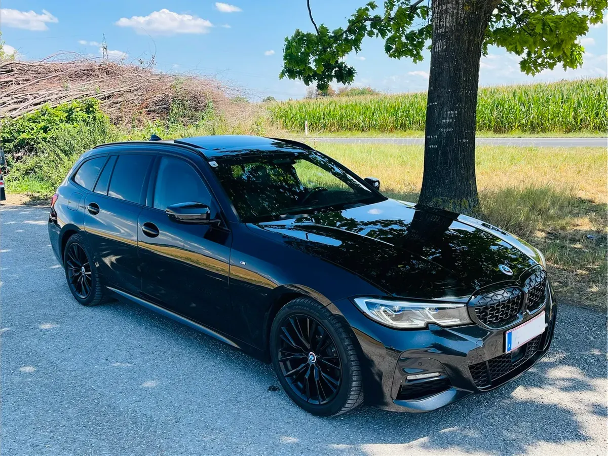 BMW 3 Series 2021 photo 2