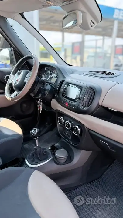 Fiat 500L 2015 photo 4