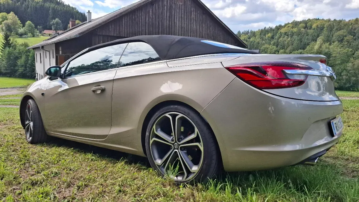 Opel Cascada 2013 photo 3