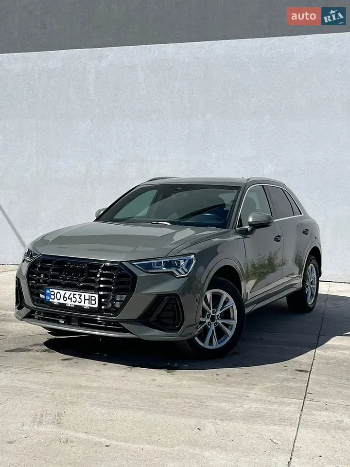 Audi Q3 2022 photo 3