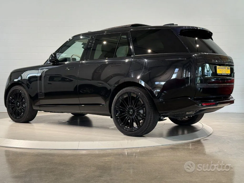 Land Rover Range Rover 2024 photo 3