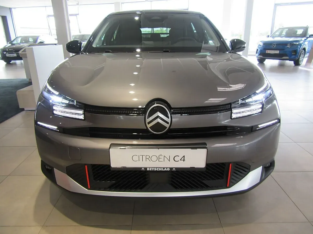 Citroen C4 2026 photo 3