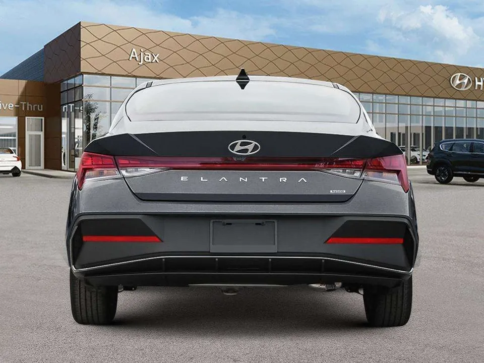Hyundai Elantra 2026 photo 5