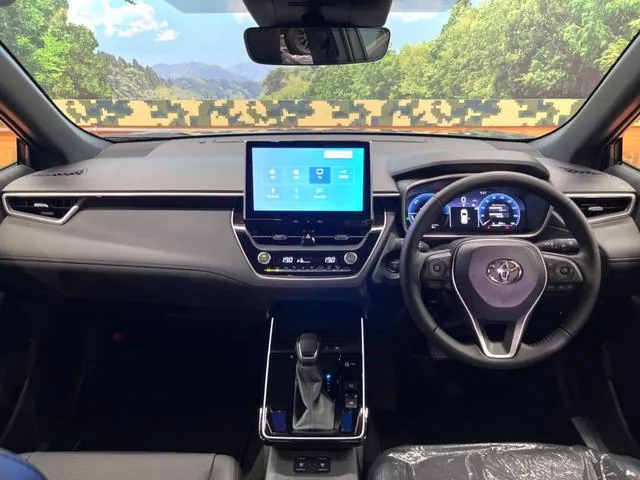 Toyota Corolla Cross 2026 photo 2