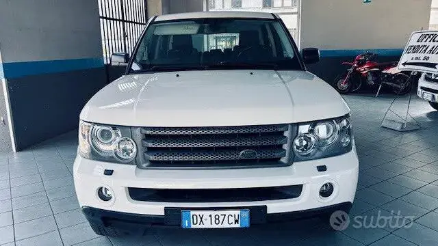 Land Rover Range Rover Sport 2009 photo 2
