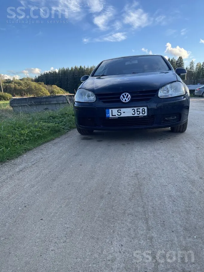 Volkswagen Golf 2004 photo 2