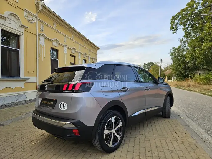 Peugeot 3008 2019 photo 2