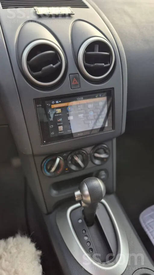 Nissan Qashqai 2012 photo 4