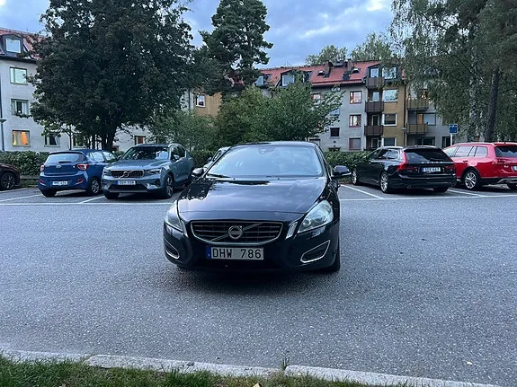 Volvo S60 2011 photo 3
