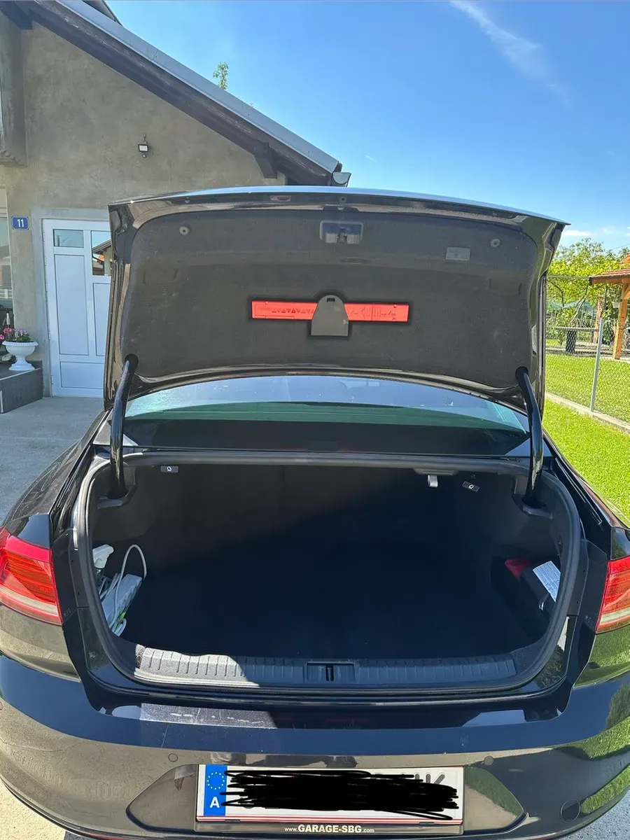 Volkswagen Passat 2017 photo 3
