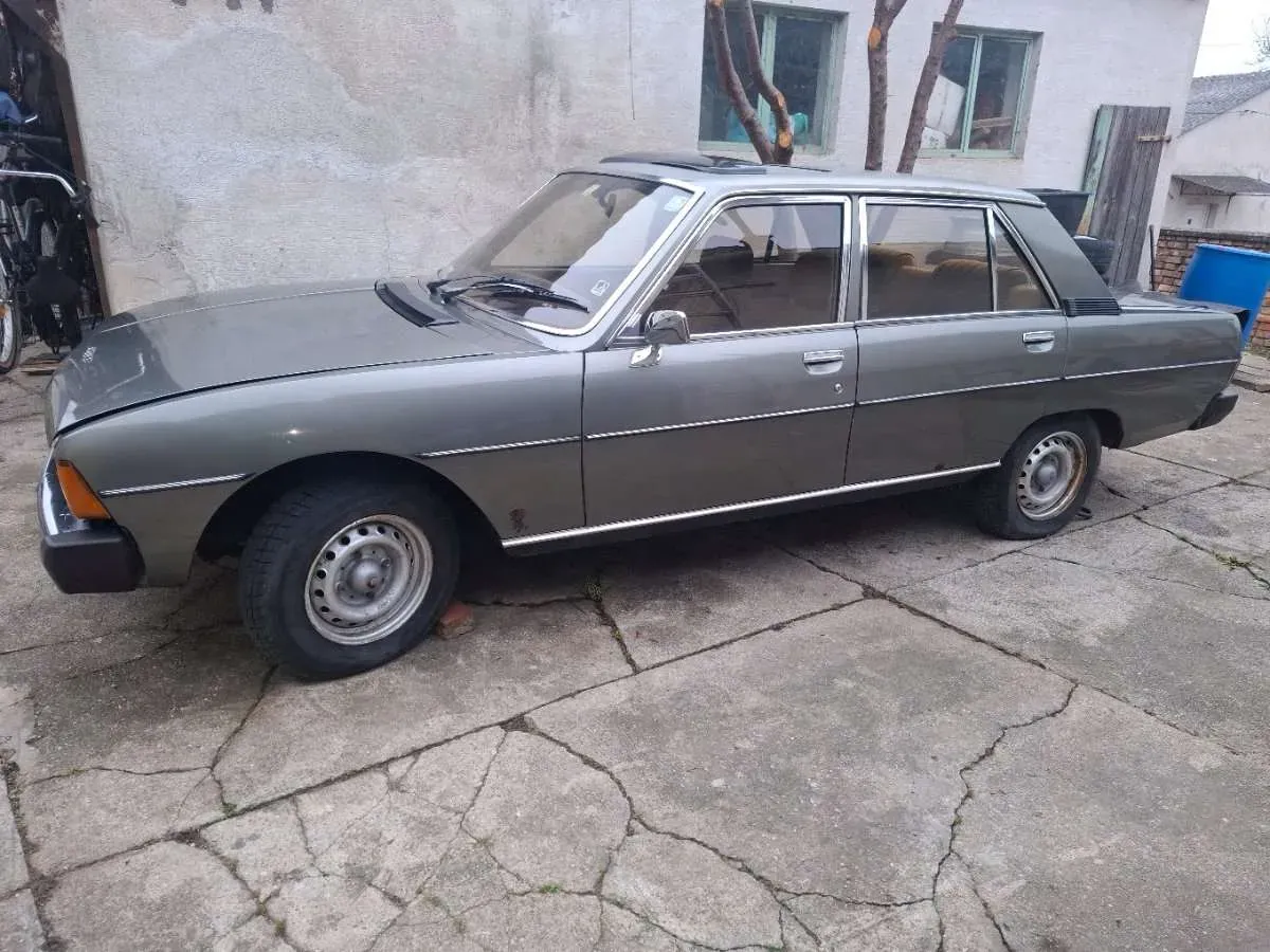Peugeot 604 1979 photo 2