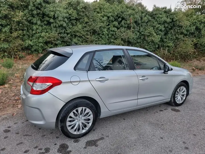 Citroen C4 2015 photo 5