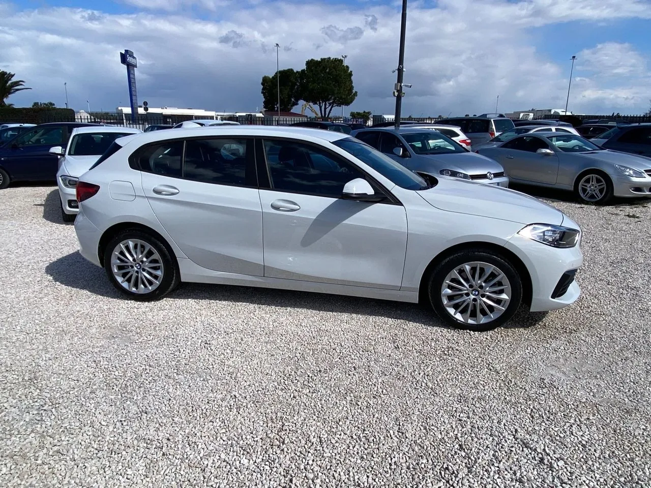 BMW 116D 2020 photo 2
