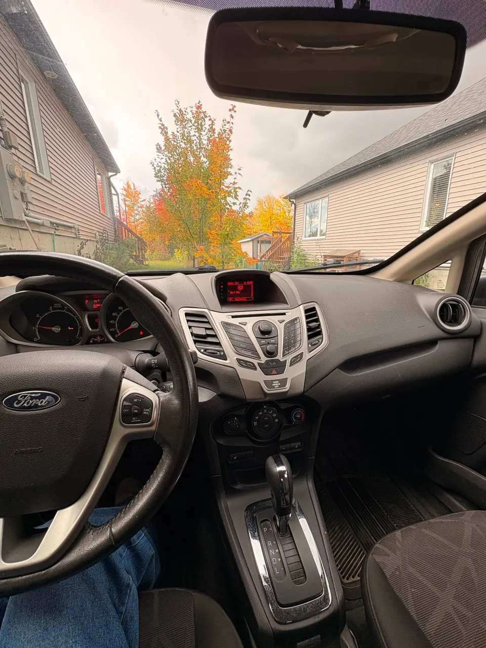 Ford Fiesta 2011 photo 5