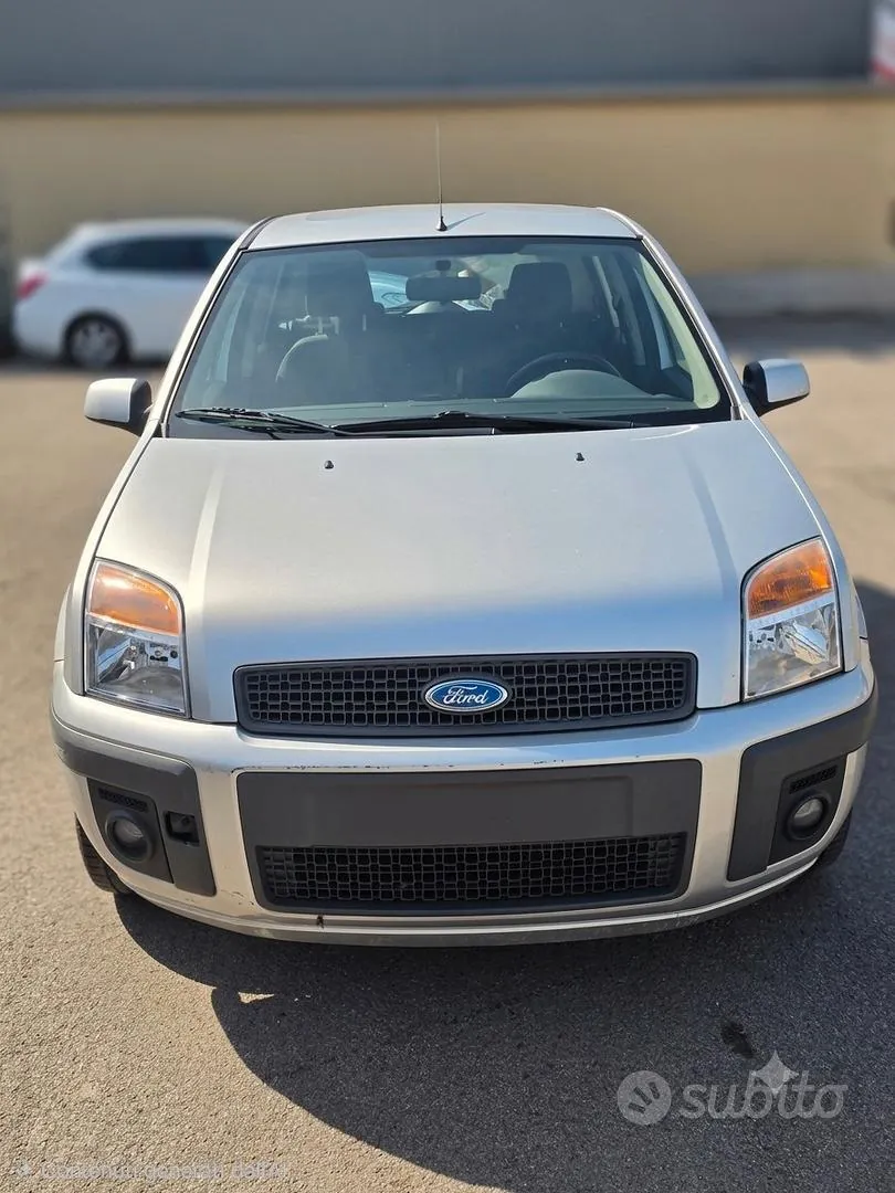 Ford Fusion 2008 photo 4