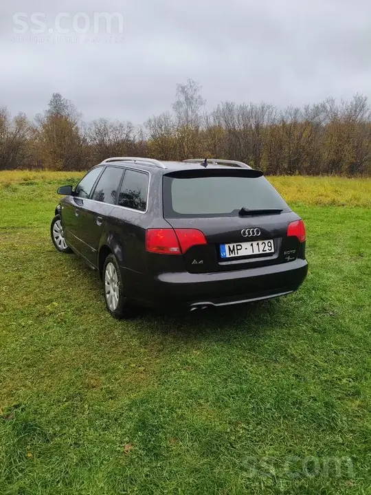 Audi A4 2008 photo 2