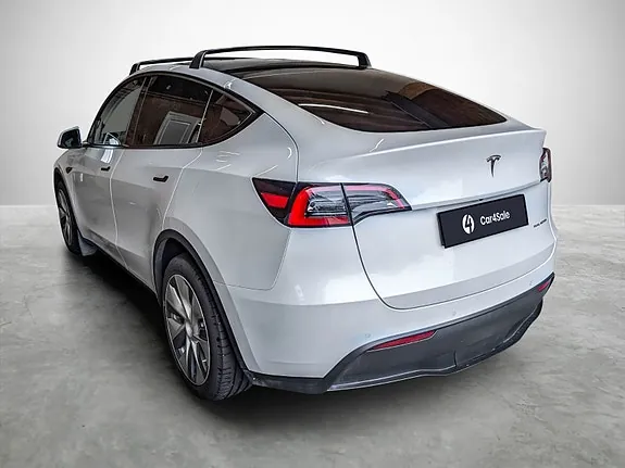 Tesla Model Y 2021 photo 3