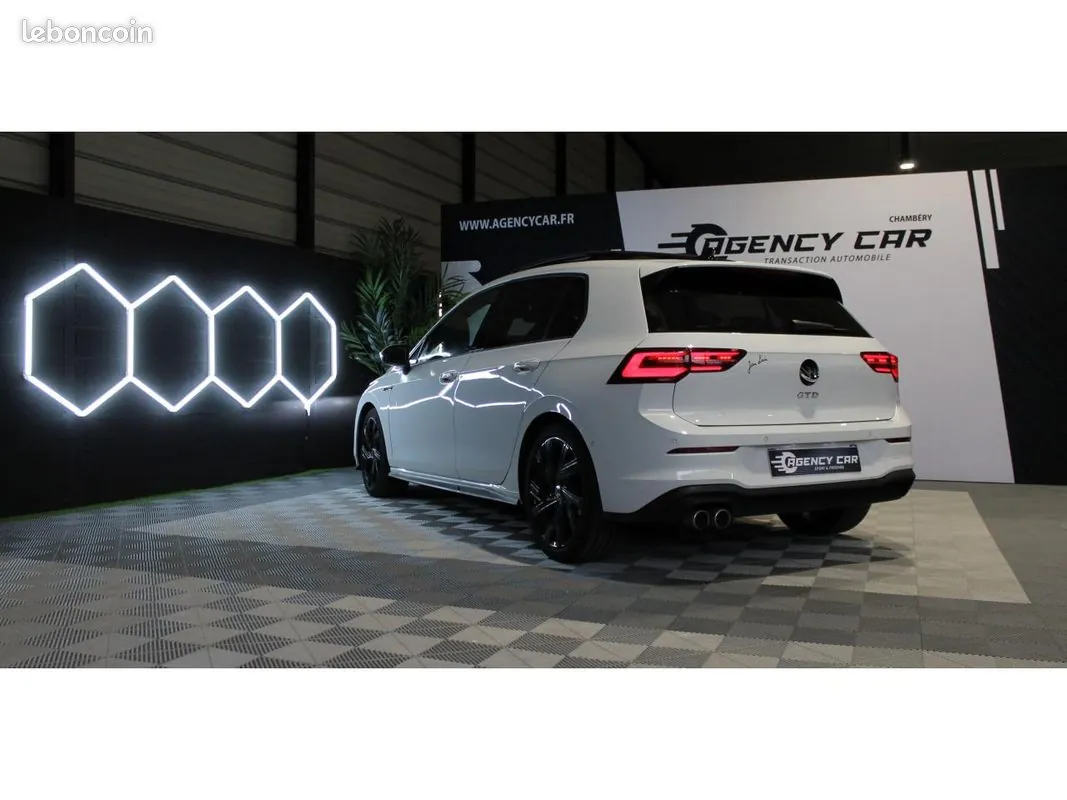 Volkswagen Golf 2021 photo 3