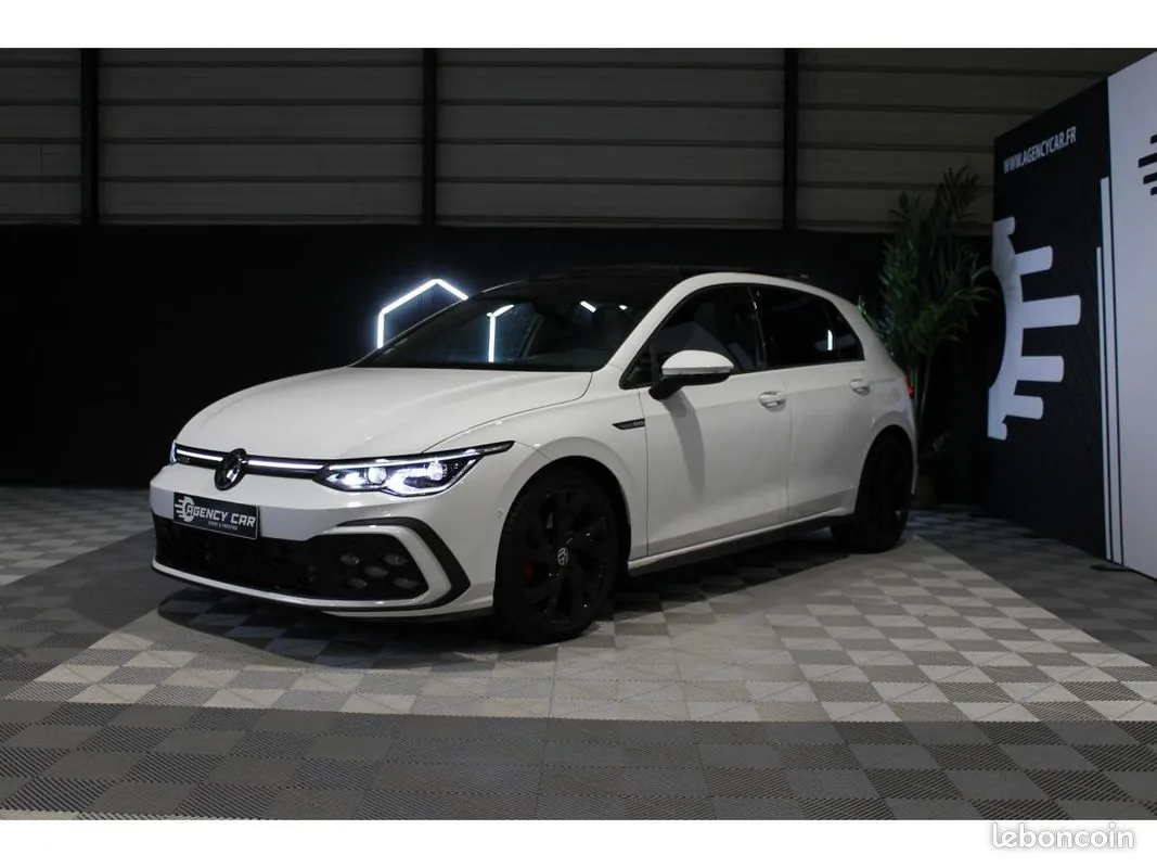 Volkswagen Golf 2021 photo 2