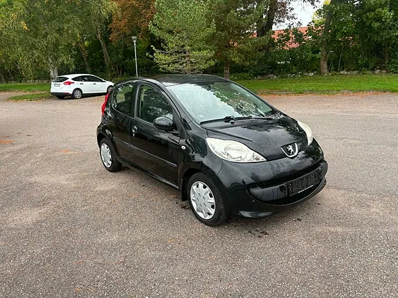 Peugeot 107 2006 photo 3