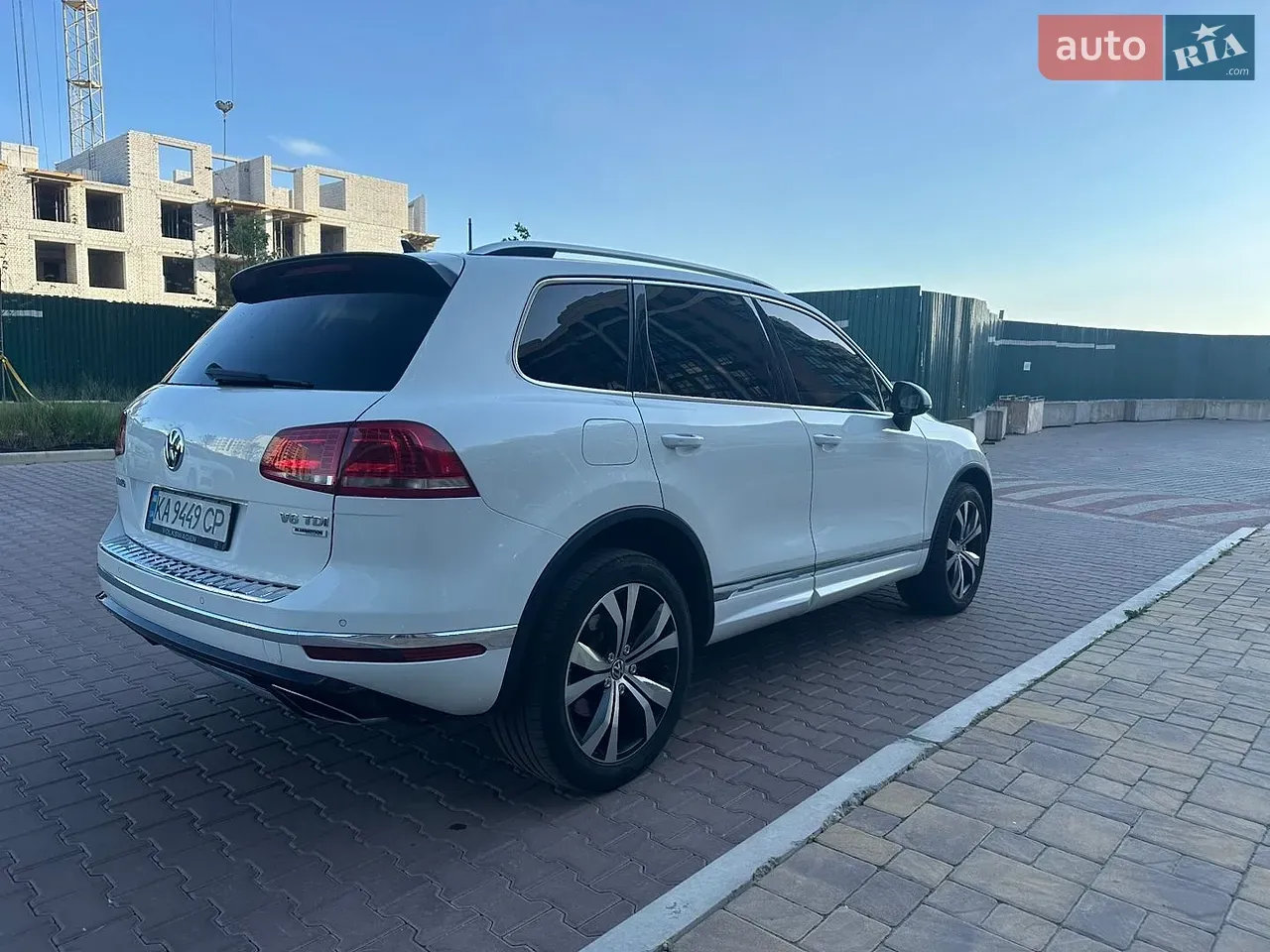 Volkswagen Touareg 2015 photo 4