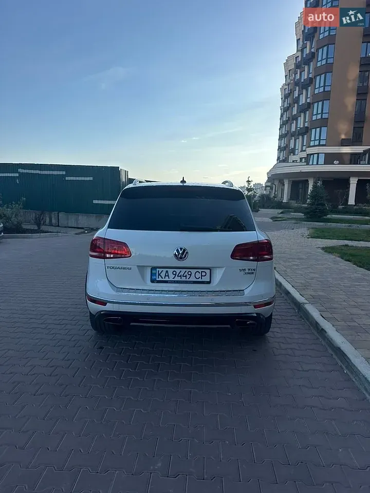 Volkswagen Touareg 2015 photo 5