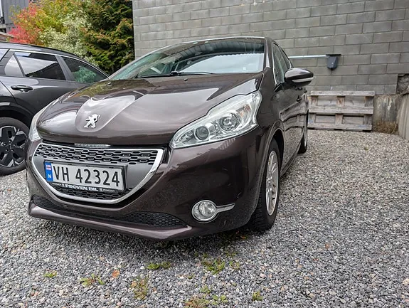 Peugeot 208