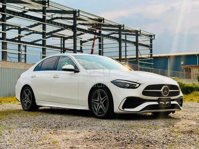 Mercedes-Benz C200