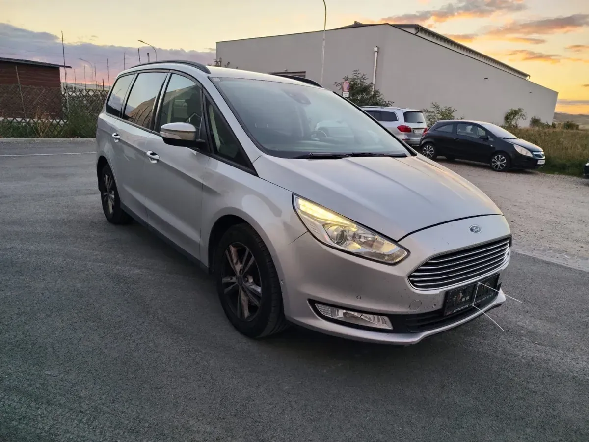 Ford Galaxy 2019 photo 2